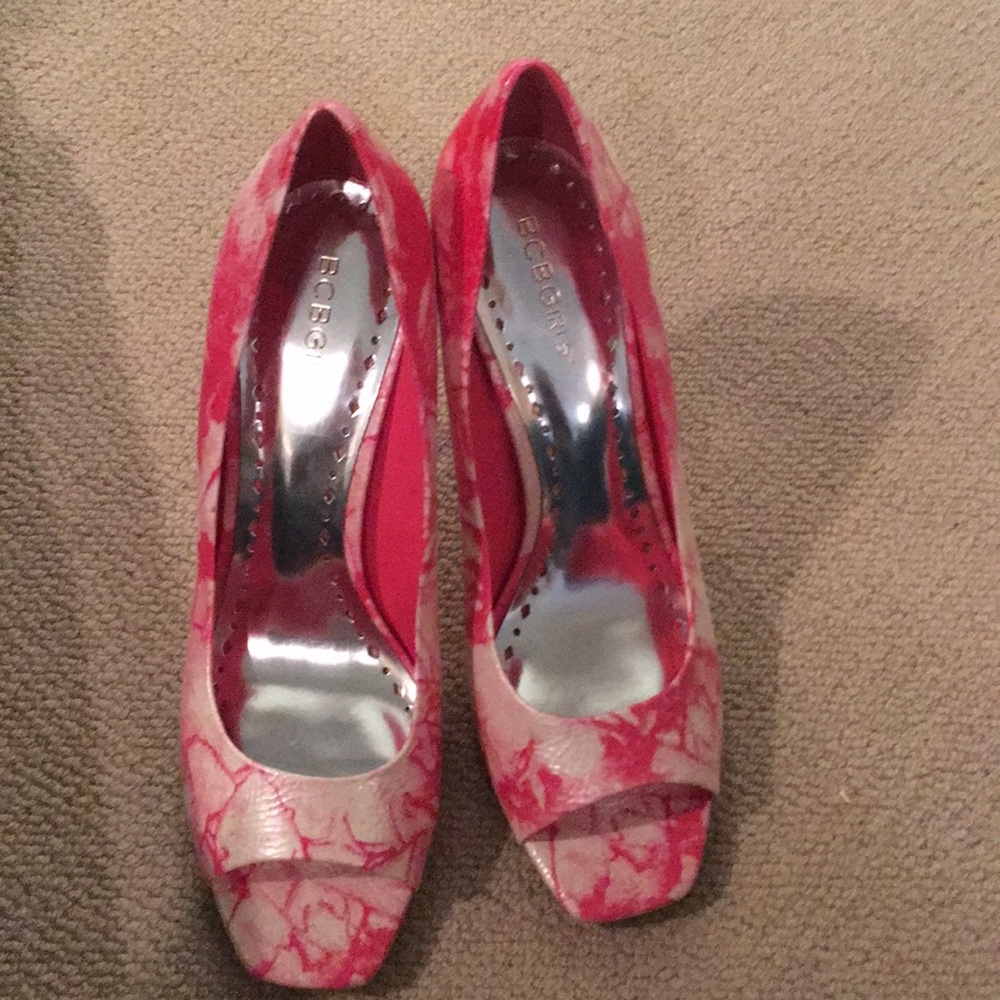 Bcbg girls peep toe heels